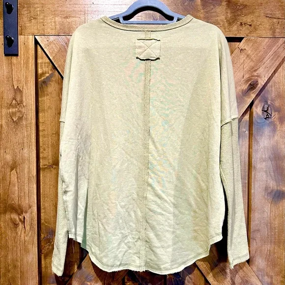 EUC La Miel Olive Green Long Sleeve Jersey Top Sz L - Picture 2 of 13